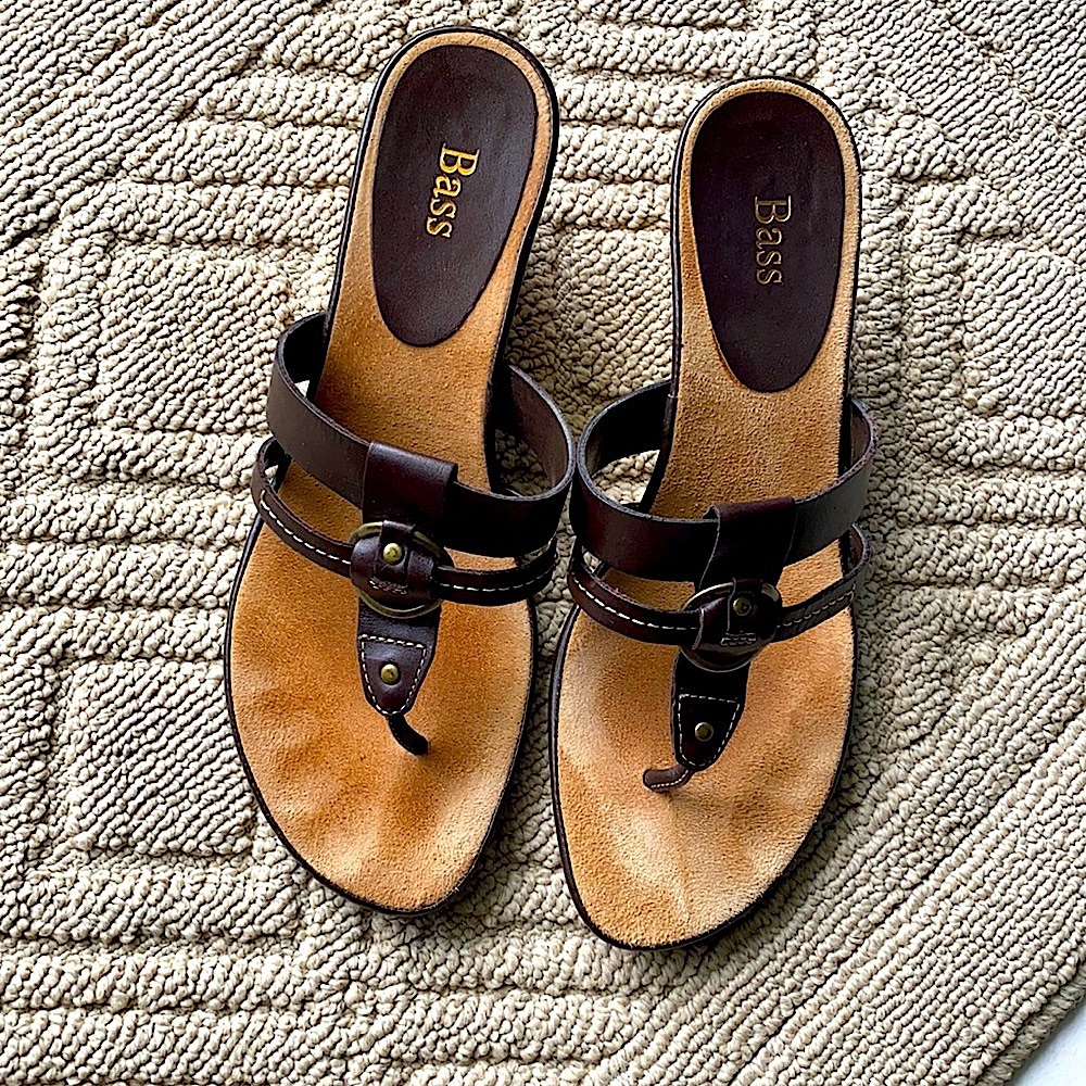 Women’s “Bass” sandal